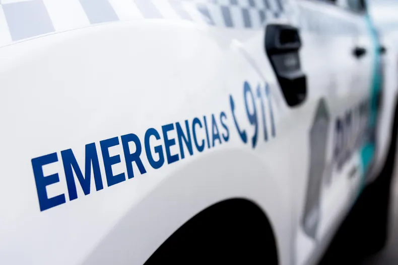 policia-patrullero-patrulla-emergencias-911-_04jpg