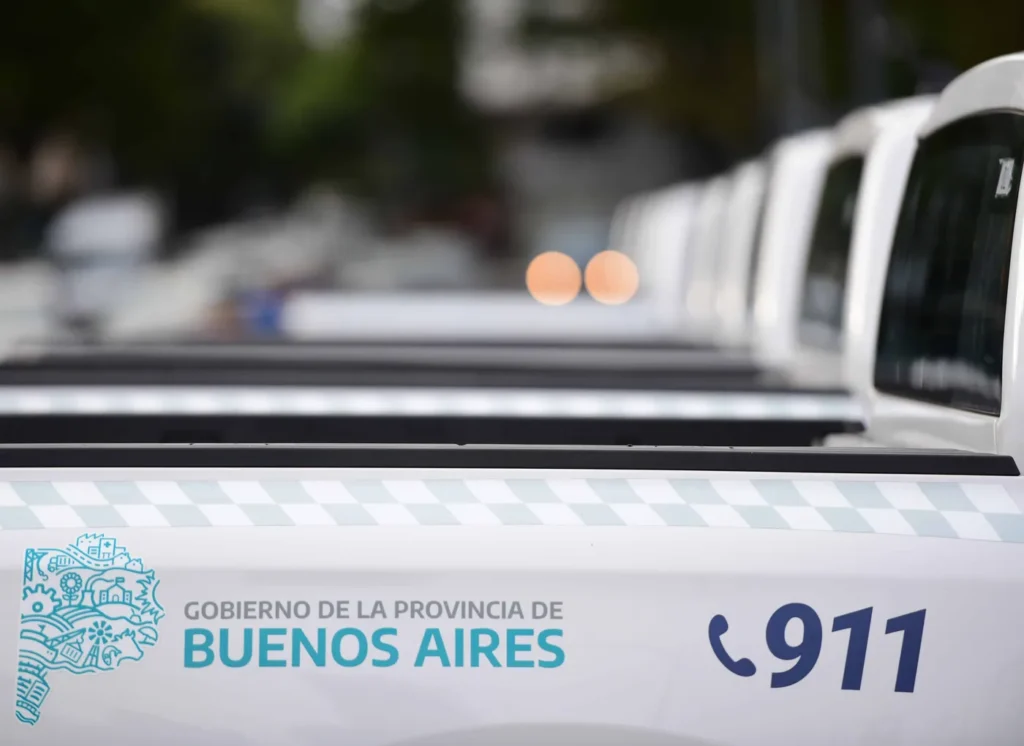 policiales-policias-patrulleros-genericas-8jpg