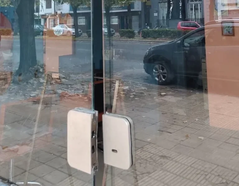 robo-peluqueria-pza-italiajpeg