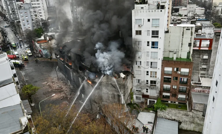 incendio-y-derrumbe-diagonal-77-6jpg